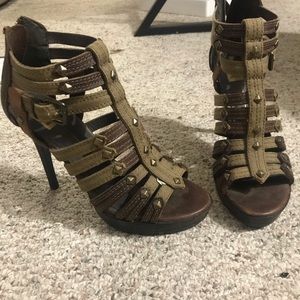 High heel sandals